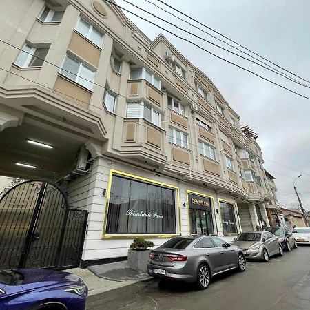 Luxury Central Flat Chisinau Exterior photo